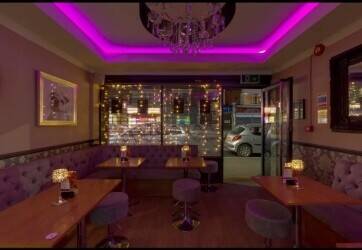 A well-established, fully Licensed Cafe for Sale in Southend On Sea with 1 bedroom flat
