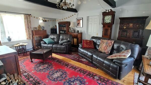 Long established B&B on corner site enjoying Solent views, well located for surrounding businesses and local attractions Long established B&B on corner site enjoying Solent views, well located for surrounding businesses and local attractions