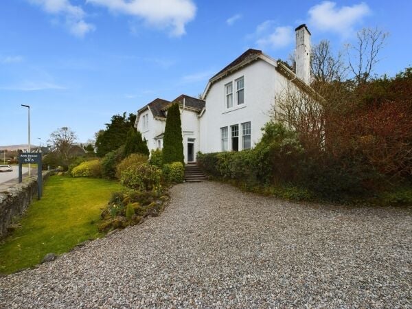 4 Star Guest House with Stunning Views
