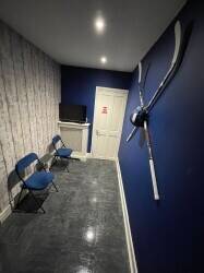 Hair salon & barbers for sale Photo 2