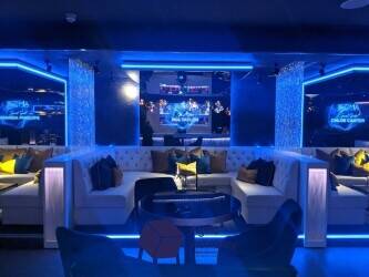 Extraordinary Luxury Venue: Restaurant & Cinema Business for Sale in East Sussex Photo 1