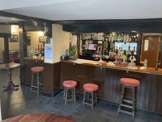 Freehold Pub for Sale in Stokenchurch, High Wycombe - Price Reduced, 3Bed Flat Accommodation Photo 1