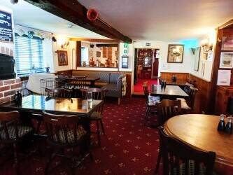 WILTSHIRE - MAIN ROAD FREEHOUSE GUEST HOUSE Photo 2