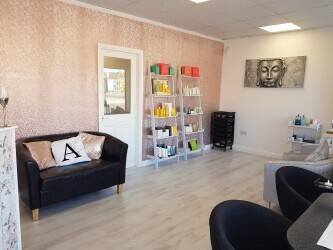 Busy Award-Winning Salon in Luton for Sale Photo 2