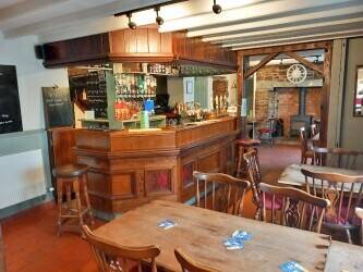 SHROPSHIRE HILLS – WELL APPOINTED COTTAGE STYLE PUBLIC HOUSE WITH 4 LETTING BEDROOMS SHROPSHIRE HILLS – WELL APPOINTED COTTAGE STYLE PUBLIC HOUSE WITH 4 LETTING BEDROOMS