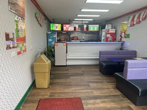 Established Pizza & Takeaway shop for sale in Margate Established Pizza & Takeaway shop for sale in Margate