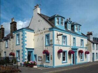 Excellent Quality 17-Bedroom Townhouse Hotel