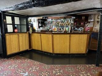 SOMERSET - TRADITIONAL WET LED VILLAGE PUBLIC HOUSE