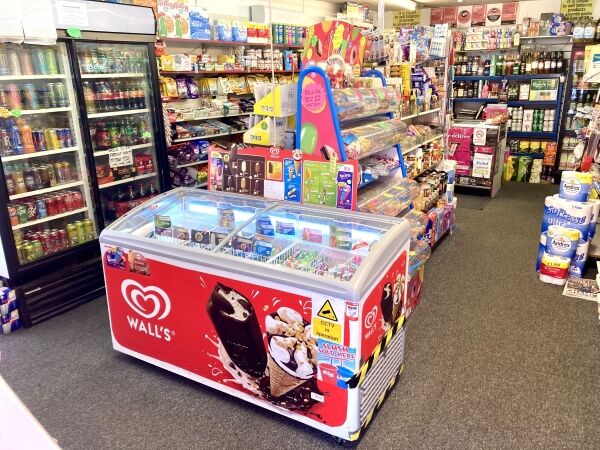 NEWSAGENTS/OFF-LICENCE with COFFEE/ICE CREAM BAR Photo 2