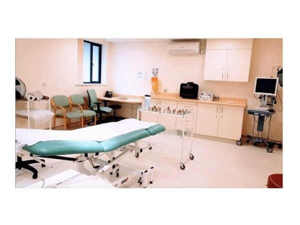 Beauty Clinic Fixtures & Fittings For Sale Beauty Clinic Fixtures & Fittings For Sale