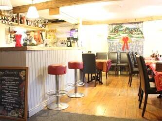 SUFFOLK - TOWN CENTRE PUB & RESTAURANT WITH 4 EN SUITE LETTING BEDROOMS Photo 2