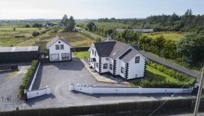 Large holiday let, Ballycastle
