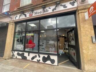 Experienced Desserts Shop in Doncaster