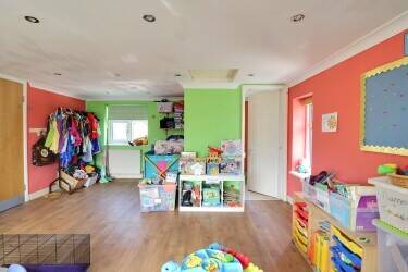 FREEHOLD CHILDRENS DAY NURSERY, HORNCHURCH Photo 2