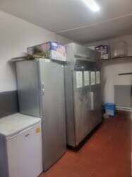 Indian Takeaway located in the central location of Grove Park Quick Sale