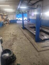 3 Large Units, (MOT Centre, Mechanic Garage, Bodywork site, Parking space of up to 12 cars 3 Large Units, (MOT Centre, Mechanic Garage, Bodywork site, Parking space of up to 12 cars