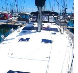 Established Yacht Charter Company For Sale with Large, Luxurious Yacht-Lymington Yacht Haven Established Yacht Charter Company For Sale with Large, Luxurious Yacht-Lymington Yacht Haven