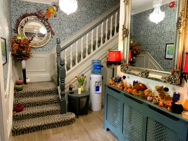High Quality Award Winning B&B Overlooking Park