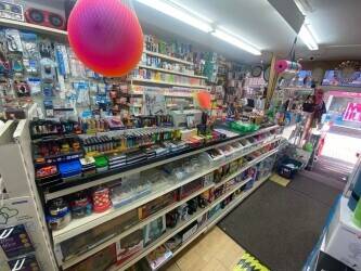 SHOP FOR SALE AS FREEHOLD OR LEASEHOLD PROPERTY OR AS EMPTY SHOP SHOP FOR SALE AS FREEHOLD OR LEASEHOLD PROPERTY OR AS EMPTY SHOP
