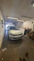 Busy car mechanic garage in east Belfast main street Photo 3