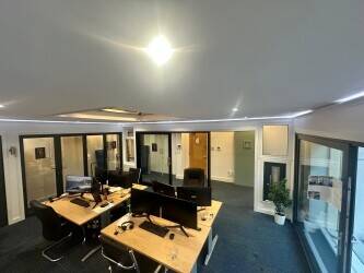 Aluminium Bifolding, Sliding Door, Window Showroom With Website Aluminium Bifolding, Sliding Door, Window Showroom With Website