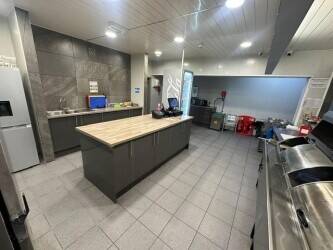 Fish and Chip shop fitted to the highest of standards. State of the art. Price is negotiable. Photo 2