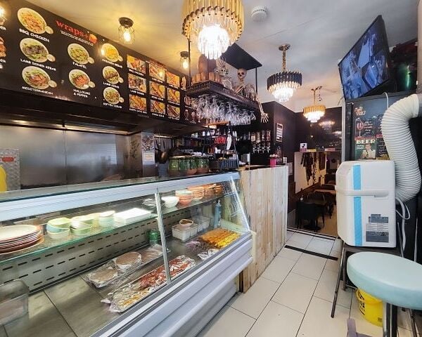Licenced Fast Food Resturant for Sale Licenced Fast Food Resturant for Sale
