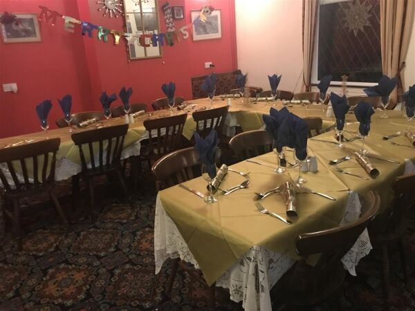 PUBLIC HOUSE, RESTAURANT & TWO SELF-CATERING COTTAGES PUBLIC HOUSE, RESTAURANT & TWO SELF-CATERING COTTAGES