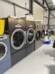 1 Dry cleaners, 2 receivers. Unique opportunity for a successful high turnover business Photo 2