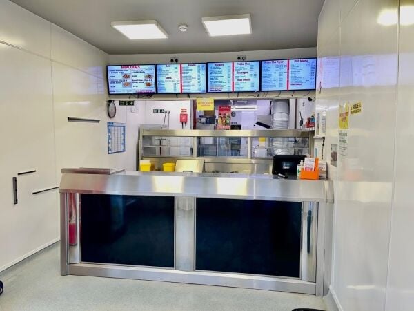 Leasehold Fish & Chip Shop Takeaway Located In St Austell Photo 2