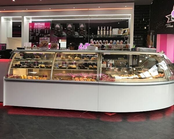 Dessert Café  /  Restaurant for Sale