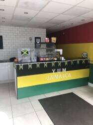 Takeaway for sale prime location Rushden high street Photo 3