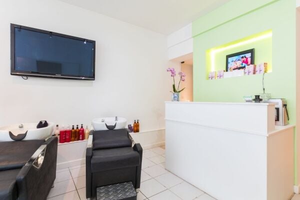 Well Established Beauty & Hair Salon in Busy High Street North West London
