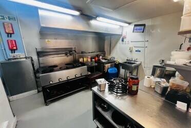 Fully Fitted 45Covers Restaurant for Sale in Kenton with Premises Licence Photo 2
