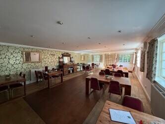 A superb hotel located in a sought-after village in the Scottish Borders (ref 1734)