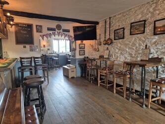 LAKE DISTRICT NATIONAL PARK – QUAINT VILLAGE PUB IN THE HEART OF GRIZEDALE FOREST