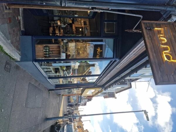 LEASEHOLD CAFE/DELICATESSEN