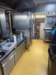 Fast Food Business for sale in Uxbridge London. Fast Food Business for sale in Uxbridge London.