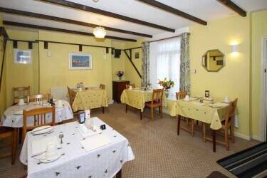 A wonderfully located 6 en-suite bedroom Guest House A wonderfully located 6 en-suite bedroom Guest House