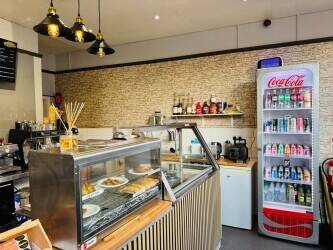 Cafe & Sandwich shop for Sale located in the Rugby town centre
