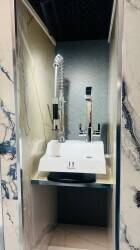 Bathoom & Tile retailer for sale