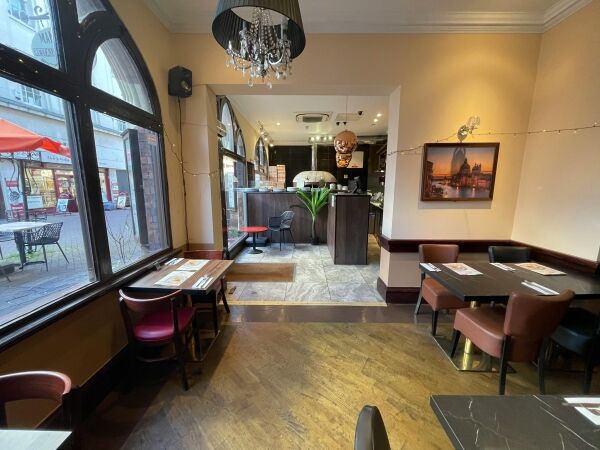 40 Cover Town Centre Italian Restaurant
