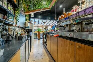 Lush Restaurant Bar and Cafe with Kids Play London Lush Restaurant Bar and Cafe with Kids Play London