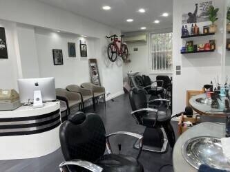 Barber shop for sale between Fulham and Hammersmith Photo 2