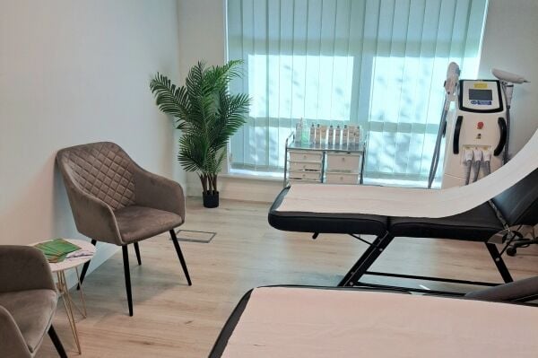 Beauty & Aesthetics Clinic & Academy - Woodbridge