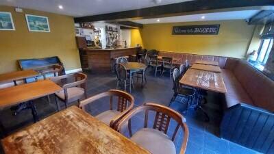 MONMOUTHSHIRE/BRECON BEACONS - VILLAGE FREEHOUSE MONMOUTHSHIRE/BRECON BEACONS - VILLAGE FREEHOUSE