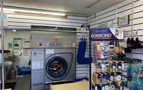 DRY CLEANING & LAUNDRY SOLUTIONS COMPANY IN WELLINGTON/SHROPSHIRE