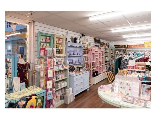 Chic, Cheerful & Full of Charm – Boutique Gift Shop for Sale!