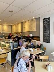 CIRENCESTER CITY CENTER - ESTABLISHED CAFE CIRENCESTER CITY CENTER - ESTABLISHED CAFE
