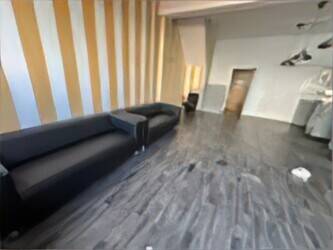 Closed Barber Shop lease for Sale in Boston Manor Road, Ealing Photo 2